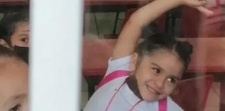 "Escribió en su gafete el nombre “Naydelin”