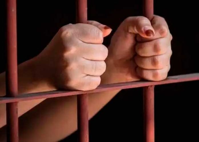 Envenenó a su pequeña hija en Bolivia para qué no la delatará por infiel