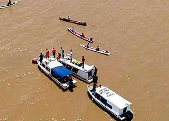 Al menos 11 muertos y ocho desaparecidos en un naufragio en Brasil