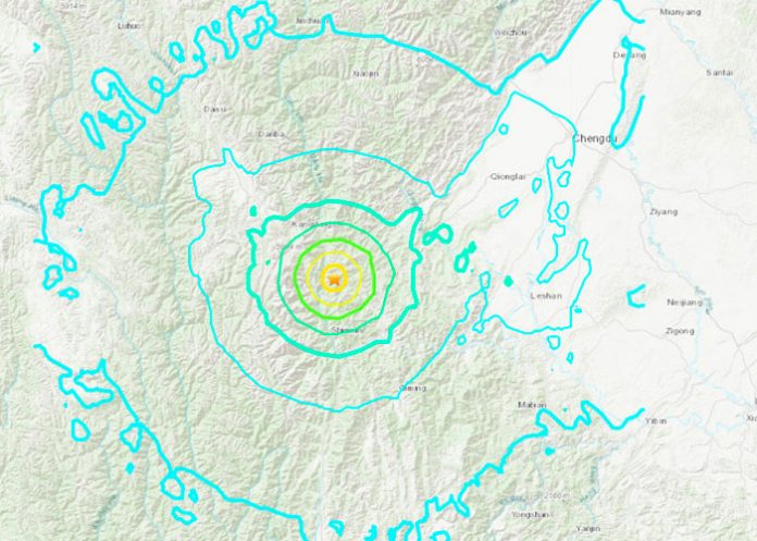 Un fuerte terremoto de magnitud 6,8 sacude la provincia China de Sichuan