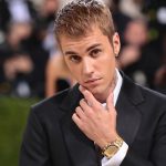 Justin Bieber recae otra vez en ‘parálisis’ y cancela gira mundial Justin no continuará con su gira “Justice World Tour”