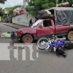 Irrespeto a señal de Alto deja a «delivery» lesionado en Managua Accidente de tránsito con motorizado en Managua