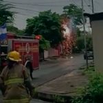 Cortocircuito en tendido eléctrico deja sin energía el barrio Venezuela