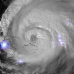 Fiona continúa su camino catastrófico a las Bermudas cómo huracán categoría 4 Fiona continúa su camino catastrófico a las Bermudas como huracán categoría 4