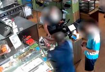 A plena luz del día intentan decapitar a un hombre en una tienda en Florida A plena luz del día intentan decapitar a un hombre en una tienda en Florida