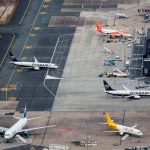 Anulan miles de vuelos en Francia por una huelga de controladores aéreos Anulan miles de vuelos en Francia por una huelga de controladores aéreos