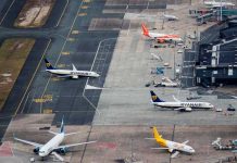 Anulan miles de vuelos en Francia por una huelga de controladores aéreos Anulan miles de vuelos en Francia por una huelga de controladores aéreos