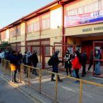 Chile acude a las urnas para elegir o rechazar la nueva constitución Chile acude a las urnas para elegir o rechazar la nueva constitución