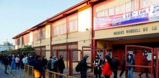 Chile acude a las urnas para elegir o rechazar la nueva constitución