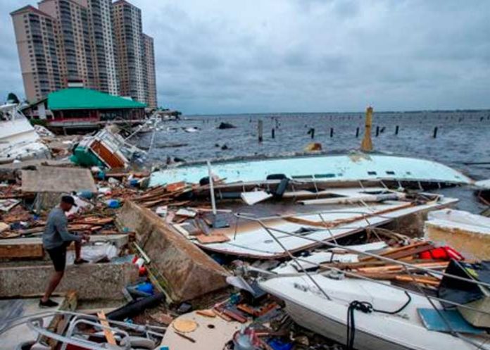 Declaran emergencia en Florida e investigan dos muertes por el huracán Ian