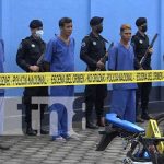 Capturan a sujetos con droga escamoteada como melcochas en León Captura de presuntos delincuentes en León