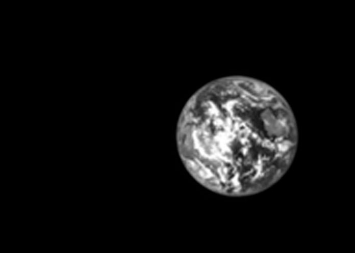 luna Foto: Primeras imágenes de la Tierra y del lado oscuro de la Luna