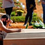 «Paseada» Familia entierra al hombre equivocado por confusión de identidad Una familia de Eslovenia entierra al hombre equivocado