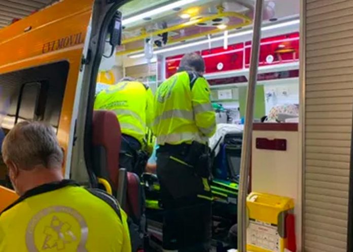 Mujer de 31 años ha dado a luz en un carro