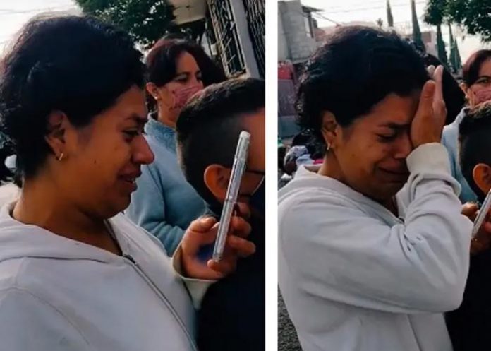 Mamá lloró cuando dejó a su hijo en la escuela 