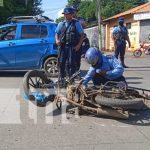 No llegó al «pegue» por sufrir accidente con su moto en Managua Accidente de tránsito en el Distrito VI de Managua