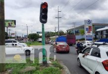 La muerte alcanzó a dos motorizados en trágico accidente en Managua Mortal accidente de tránsito en semáforos de Lozelsa, Managua
