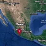 Fuerte sismo de magnitud 7.5 sacude México generando pánico Fuerte sismo de magnitud 7.5 sacude México generando pánico