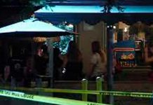 Por no querer agarrar el «micrófono» desata tiroteo en un karaoke en Florida Por no querer agarrar el "micrófono" desata tiroteo en un karaoke en Florida