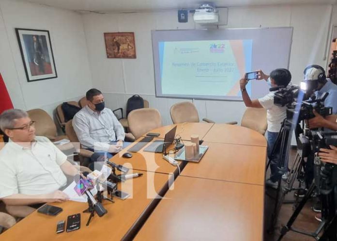 Conferencia de prensa desde el MIFIC en Nicaragua