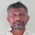 Desquiciado padre quemó vivo a su hijo en Pakistán por no hacer la tarea Desquiciado padre quemó vivo a su hijo en Pakistán por no hacer la tarea