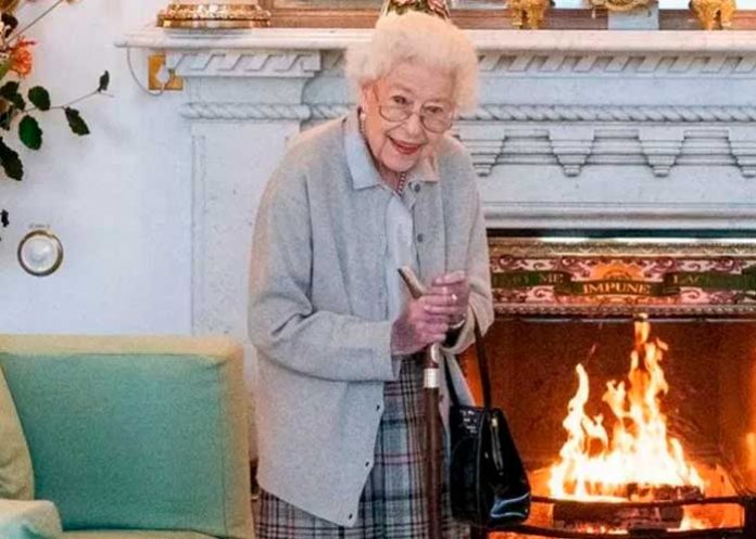 reina1 ¡Lo último! Reina Isabel II muere a los 96 años