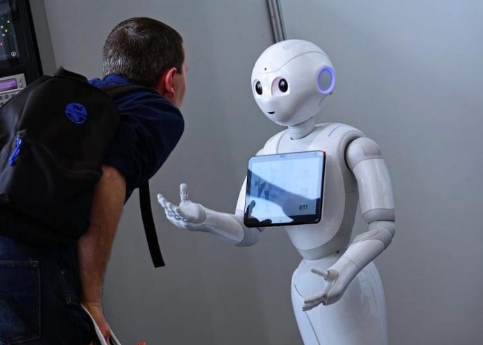 Han logrado que el robot aprenda cuándo debe reírse