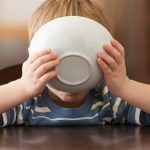 «Riesgo»: comer rápido puede provocar sobrepeso en la infancia «Riesgo» comer rápido puede provocar sobrepeso en la infacia