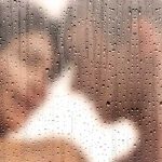 ¡Un solo tiro! Proponen bañarse en pareja para ahorrar energía en Suiza ¡Un solo tiro! Proponen bañarse en pareja para ahorrar energía en Suiza