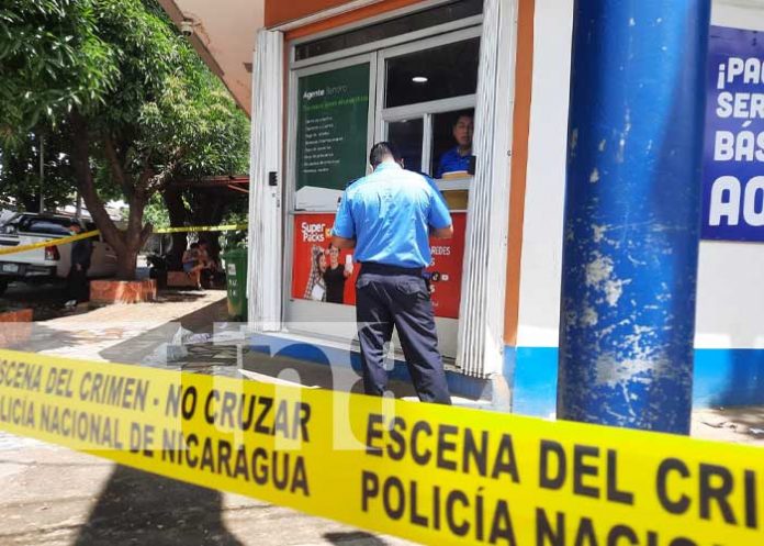 Delincuentes roban en un Súper Express de Managua