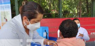 Vacunación contra el COVID-19 en Nicaragua