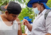 MINSA lleva vacunas contra COVID-19 a sectores rurales de Managua Jornada de vacunación contra el COVID-19 en zona rural de Tipitapa, Managua