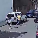 Intentan robarle y la chica experta en artes marciales les dio «rica paliza» Experta en artes marciales pone en práctica lo aprendido