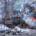 Hechos «carbón» quedan 23 jóvenes tras incendio en un karaoke de Vietnam Hechos "carbón" quedan 23 jóvenes tras incendio en un karaoke de Vietnam