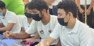 Estudiantes realizan pruebas de orientación vocacional en Nicaragua