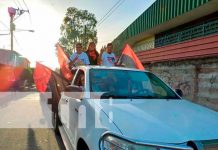 Con una alegre diana familias de Managua saludan el mes patrio Con una alegre diana familias de Managua saludan el mes patrio