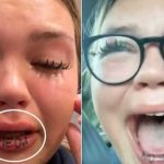 Mujer llora luego que le realizaran el tatuaje de manera equivocada