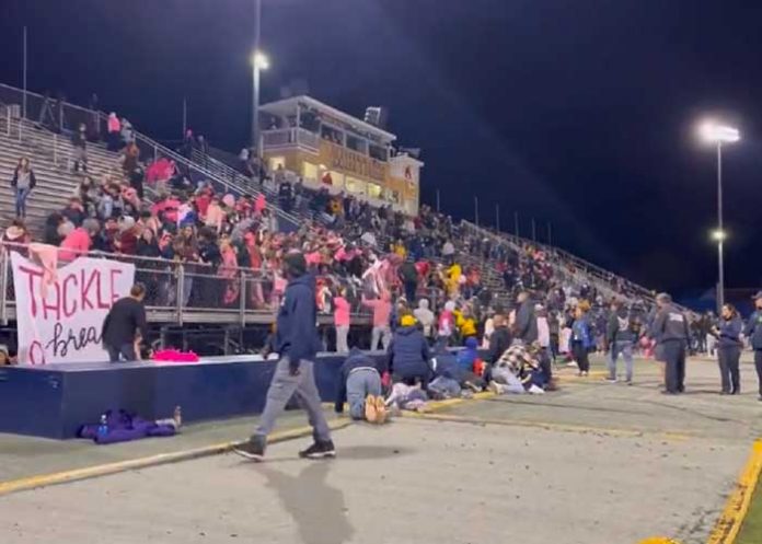 Al menos 3 heridos dejó un tiroteo en partido de fútbol en EEUU