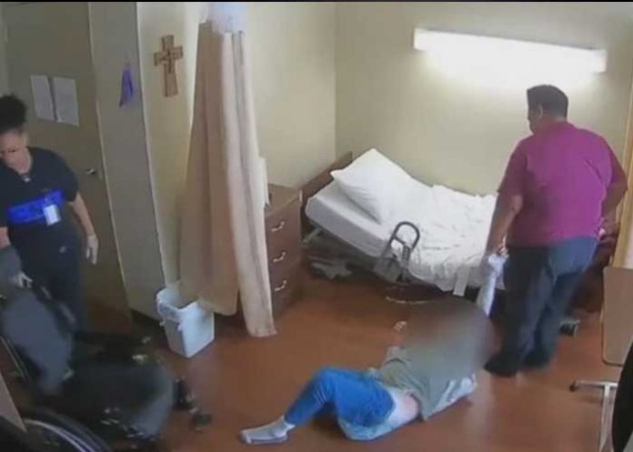 1 ¡VIDEO! Cuidadoras agreden a abuelito discapacitado en Texas