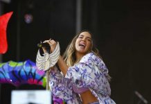 ‘Reina del sapito encantado’: Fanáticos realizan oración a ‘santa Belinda’ 'Reina del sapito encantado': fanáticos realizan oración a 'santa Belinda'
