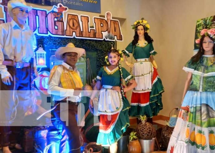 Masaya sede de la XIII edición de la exposición nacional de trajes folclóricos