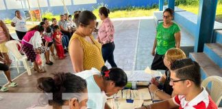 Nicaragua: Padres acuden a matricular a sus hijos para el año escolar 2023