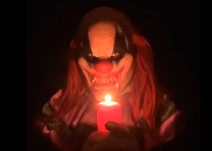 1 Payasos del terror se vuelven virales por sus bromas macabras (Video)