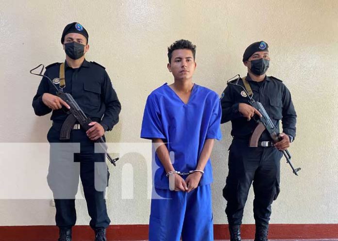 1 Presentan a sujeto vinculado al asesinato de un cambista en Chinandega