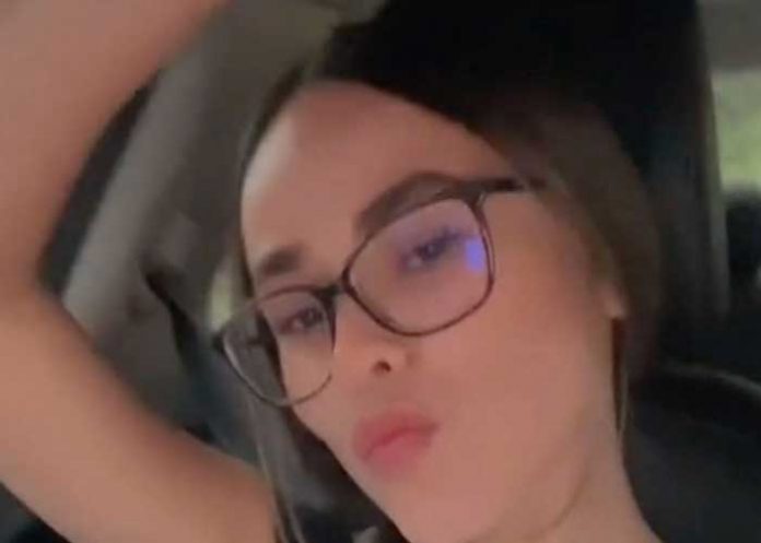 Mujer es casi asaltada por andar grabando con su celular en vía pública