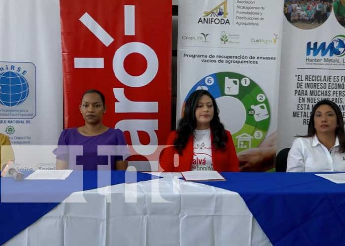 1 Salvemos Lo Bonito en Feria “Nicaragua Sí Recicla”