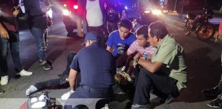 Motociclista se salva tras perder el control de su moto en Carretera a Masaya