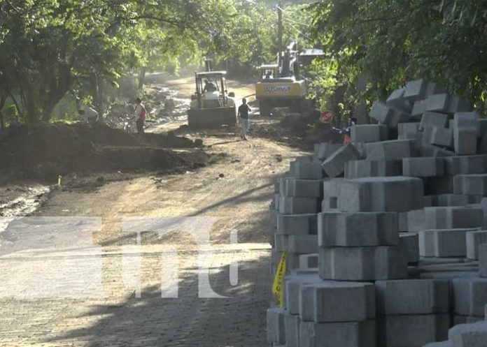 1 Militancia Sandinista de Ometepe celebra construcción de nueva carretera