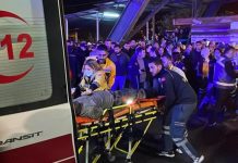 Cerca de 50 trabajadores resultaron atrapados en Turquía