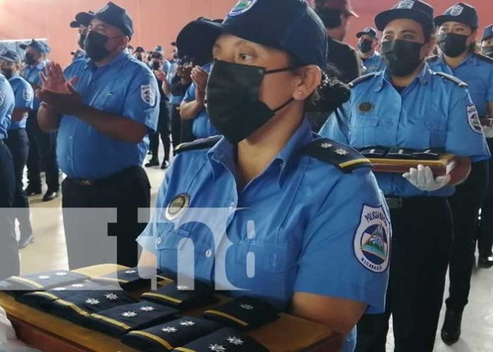 Policía Nacional en Carazo asciende a sus oficiales